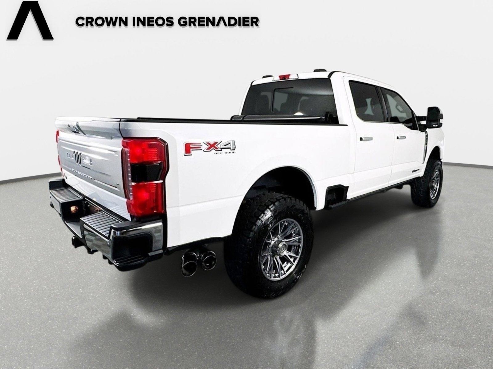 Used 2024 White Metallic Ford King Ranch image 5