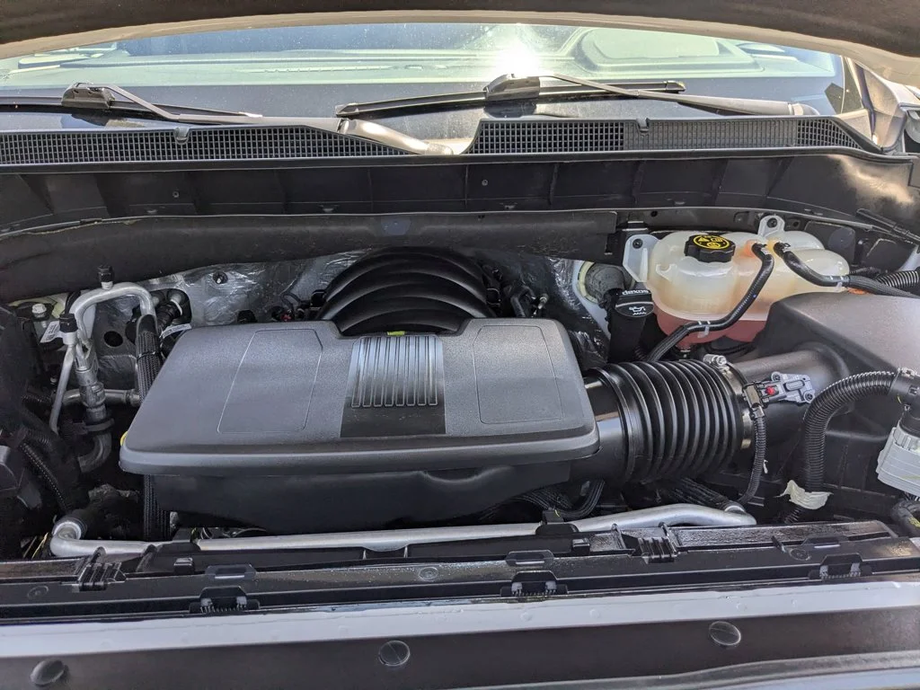 Used 2022 Summit White Chevrolet LT image 30