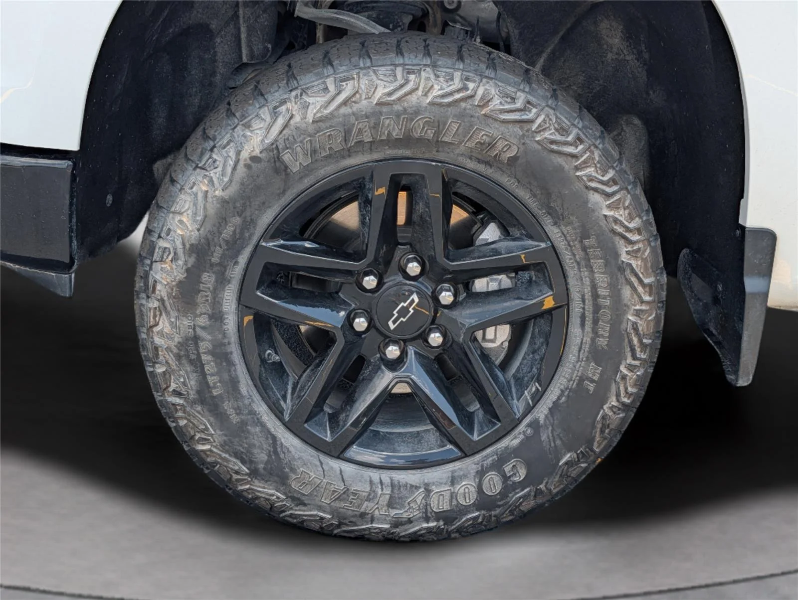 Used 2024 Summit White Chevrolet LT Trail Boss image 38