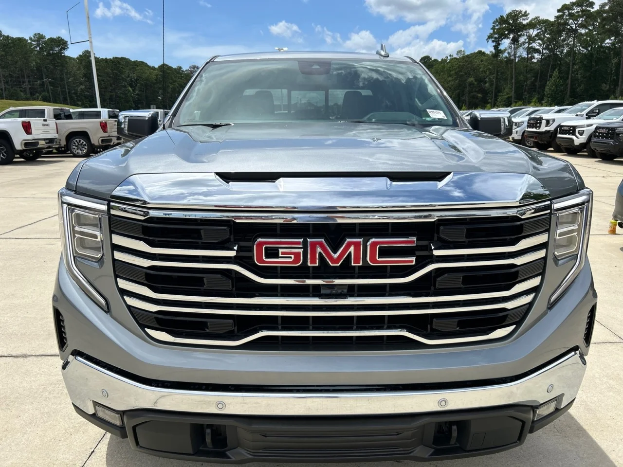 New 2026 Sterling Metallic GMC SLT image 5