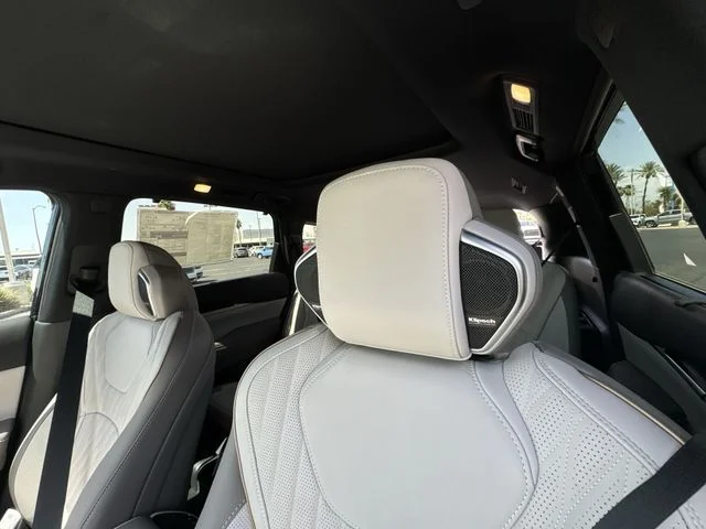New 2027 Black INFINITI Autograph image 25