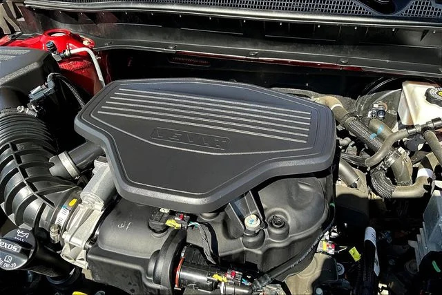 Used 2023 Red Chevrolet RS image 31