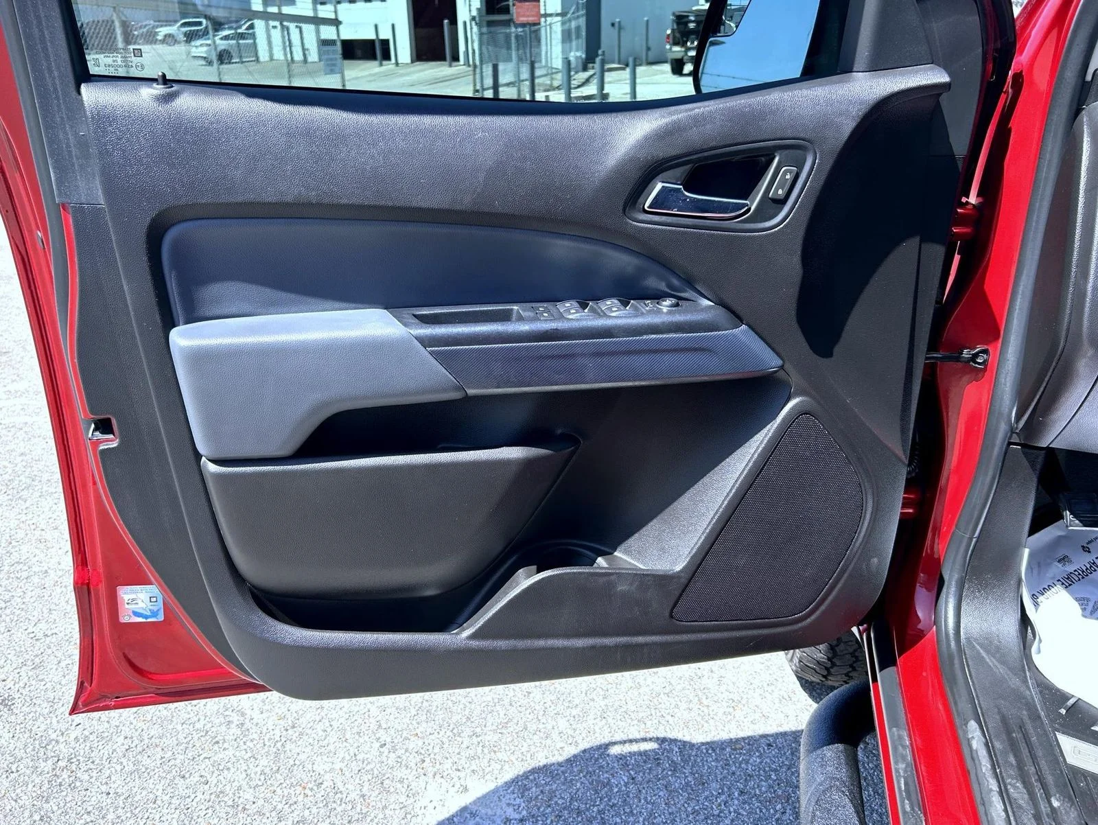 2021 Chevrolet Colorado Z71 - Photo 9