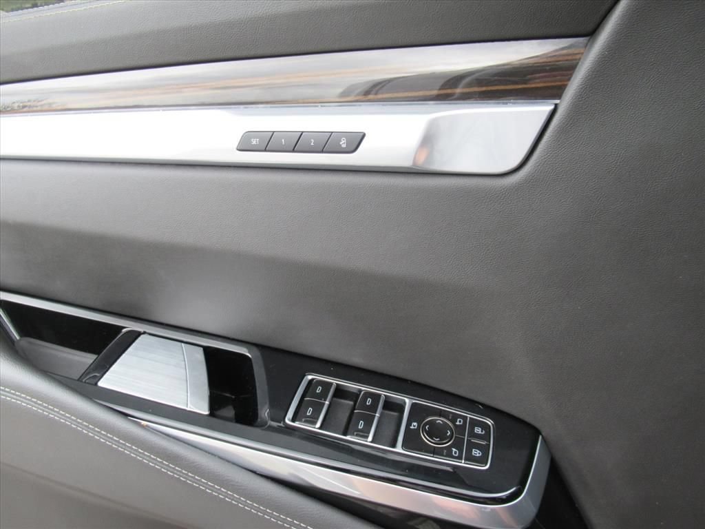 2025 Cadillac Escalade Premium Luxury - Photo 21