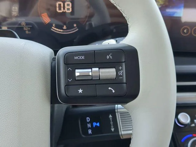 2025 Hyundai Santa Fe SEL - Photo 27
