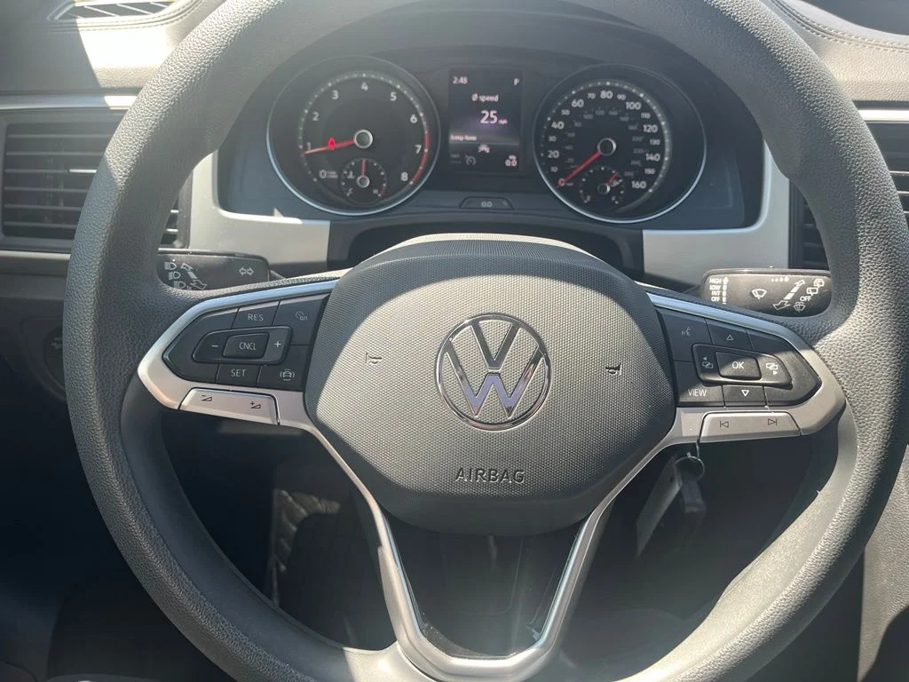 Used 2021 White Volkswagen 2.0T S image 11