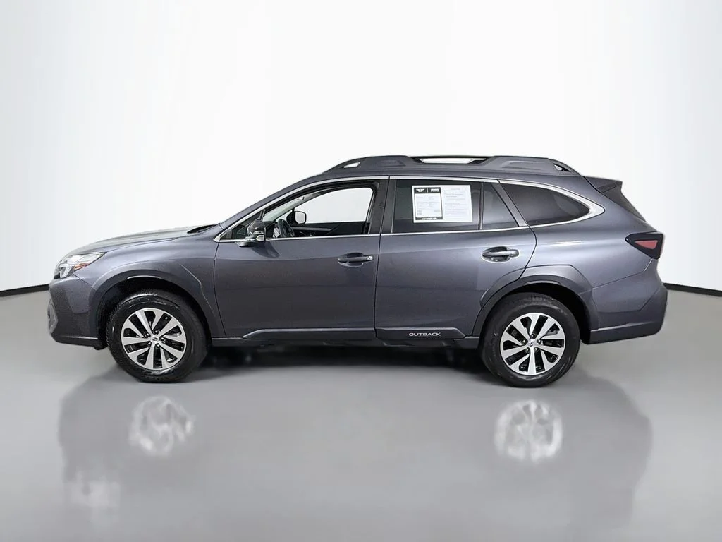 Used 2023 Magnetite Gray Metallic Subaru Premium image 4