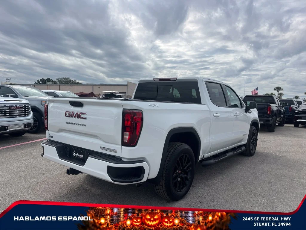 New 2026 Summit White GMC Elevation image 7