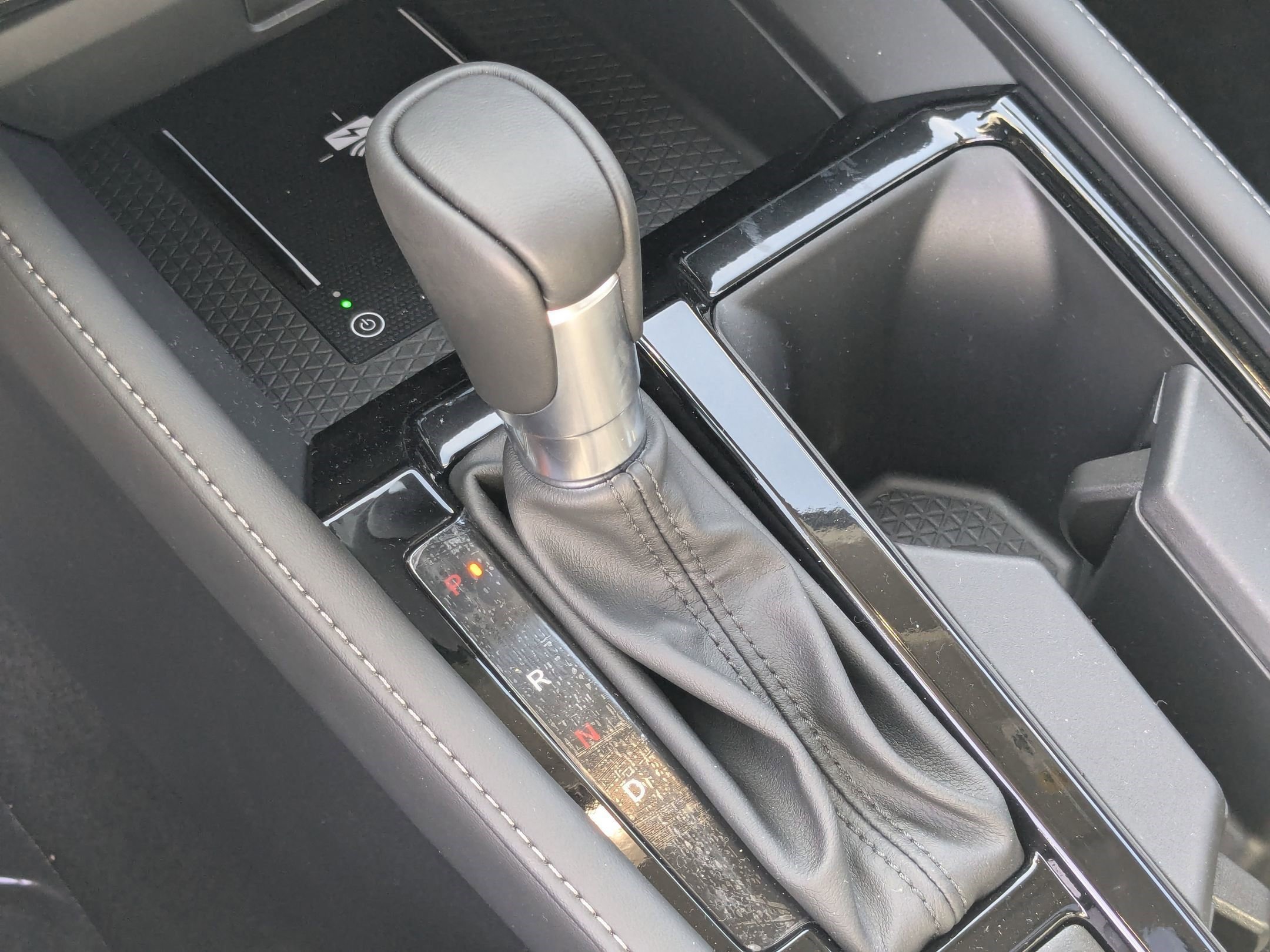New 2026 Urban Gray Pearl Honda Touring image 16