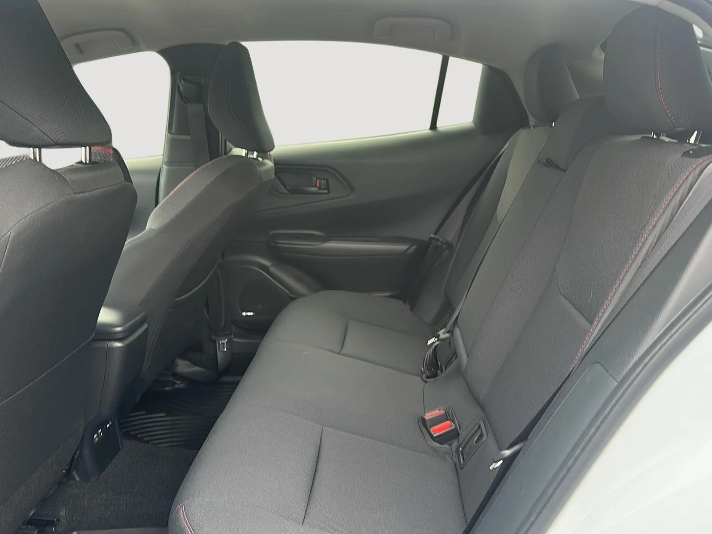 Used 2024 Wind Chill Pearl Toyota SE image 10