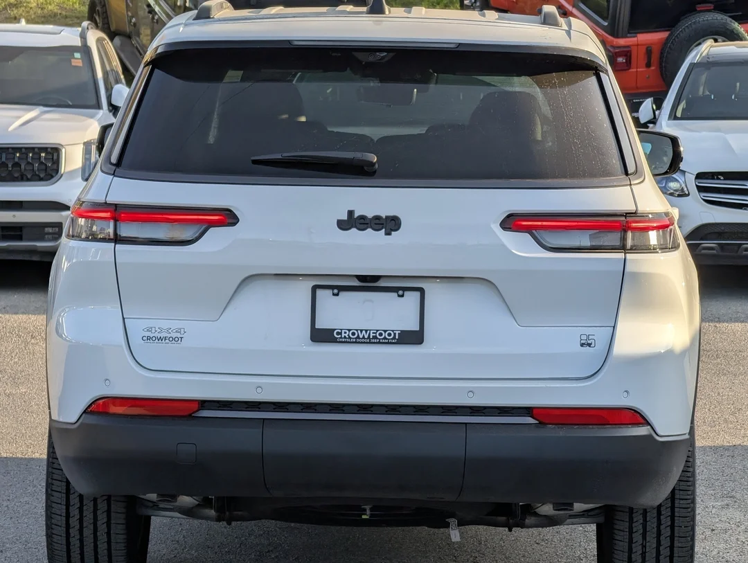 New 2026 White Jeep 85th Anniversary - - 4x4 - 324HP Turbo Hurricane I4 - 3rd Row Seating - Blind Spot Monitor & More! image 7
