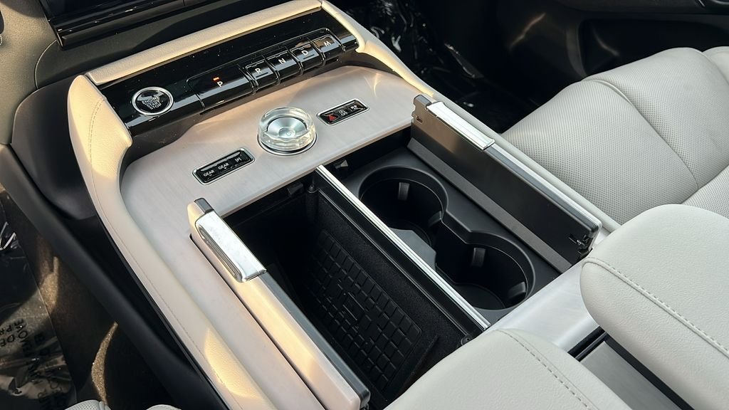 2026 Lincoln Navigator Reserve L - Photo 14