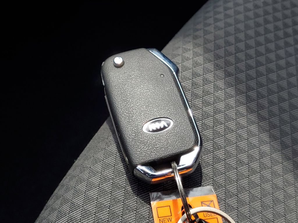 Used 2020 Grey Kia LX image 27