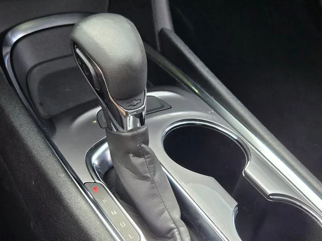 Used 2023 Gray Chevrolet LT image 33