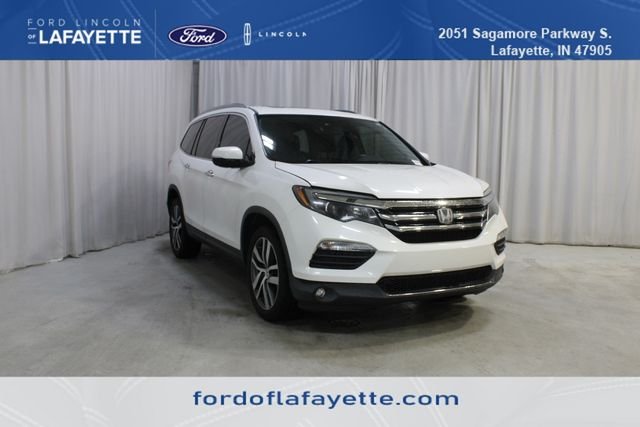 Used 2016 White Honda Elite image 1