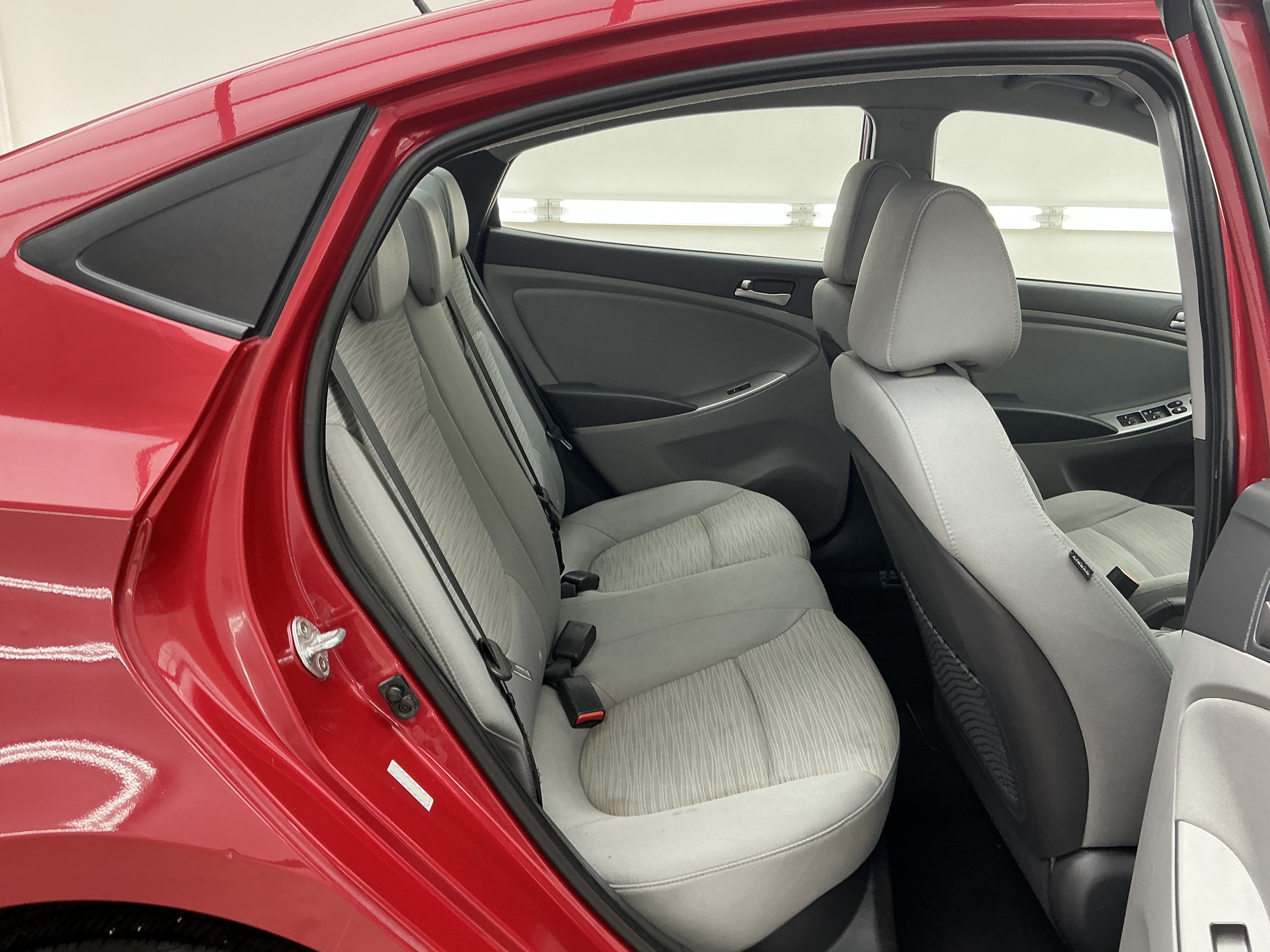 Used 2017 Boston Red Metallic Hyundai SE image 23