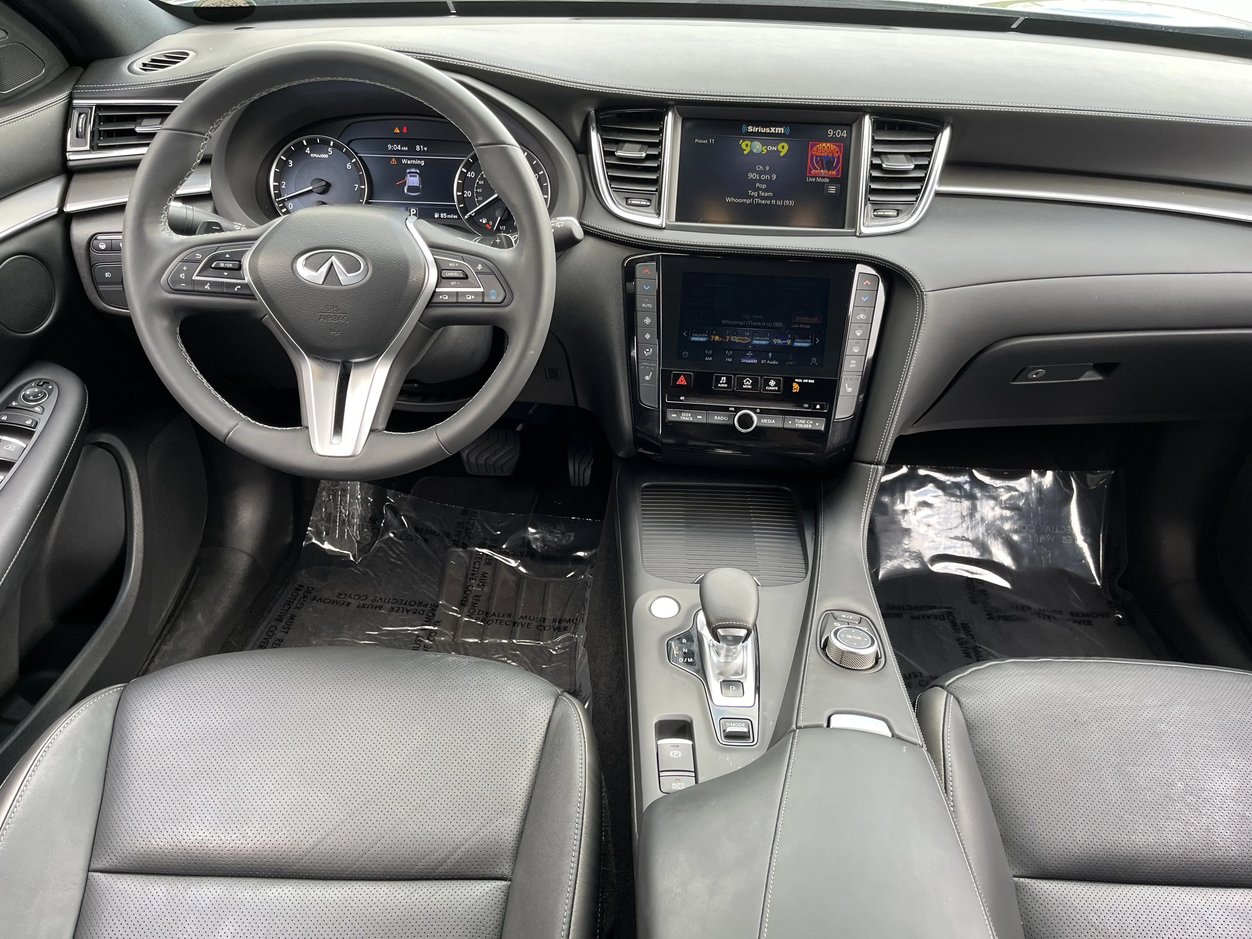 Certified Used 2023 Slate Gray INFINITI LUXE image 18