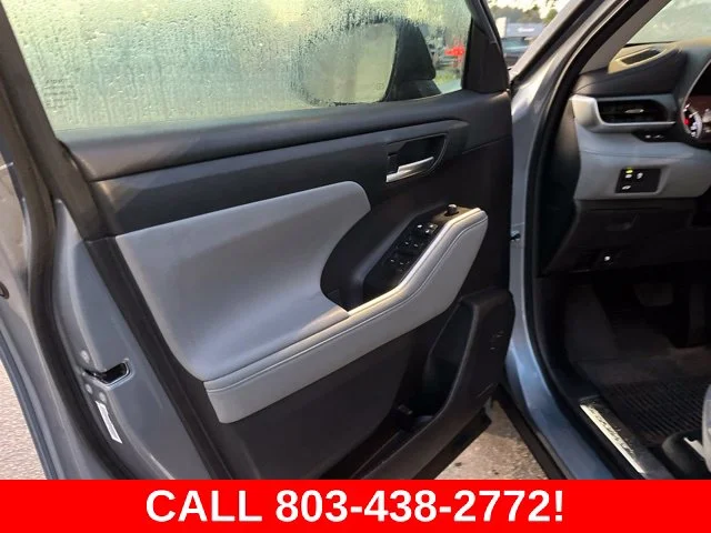 Used 2023 Gray Toyota XLE image 5