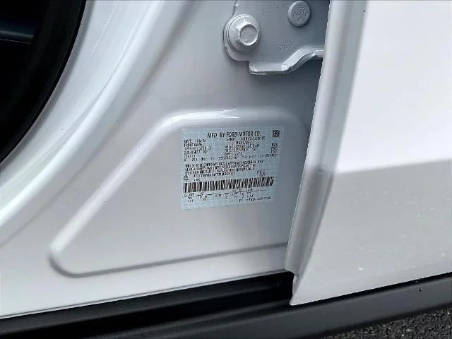New 2026 Oxford White Ford XLT image 43
