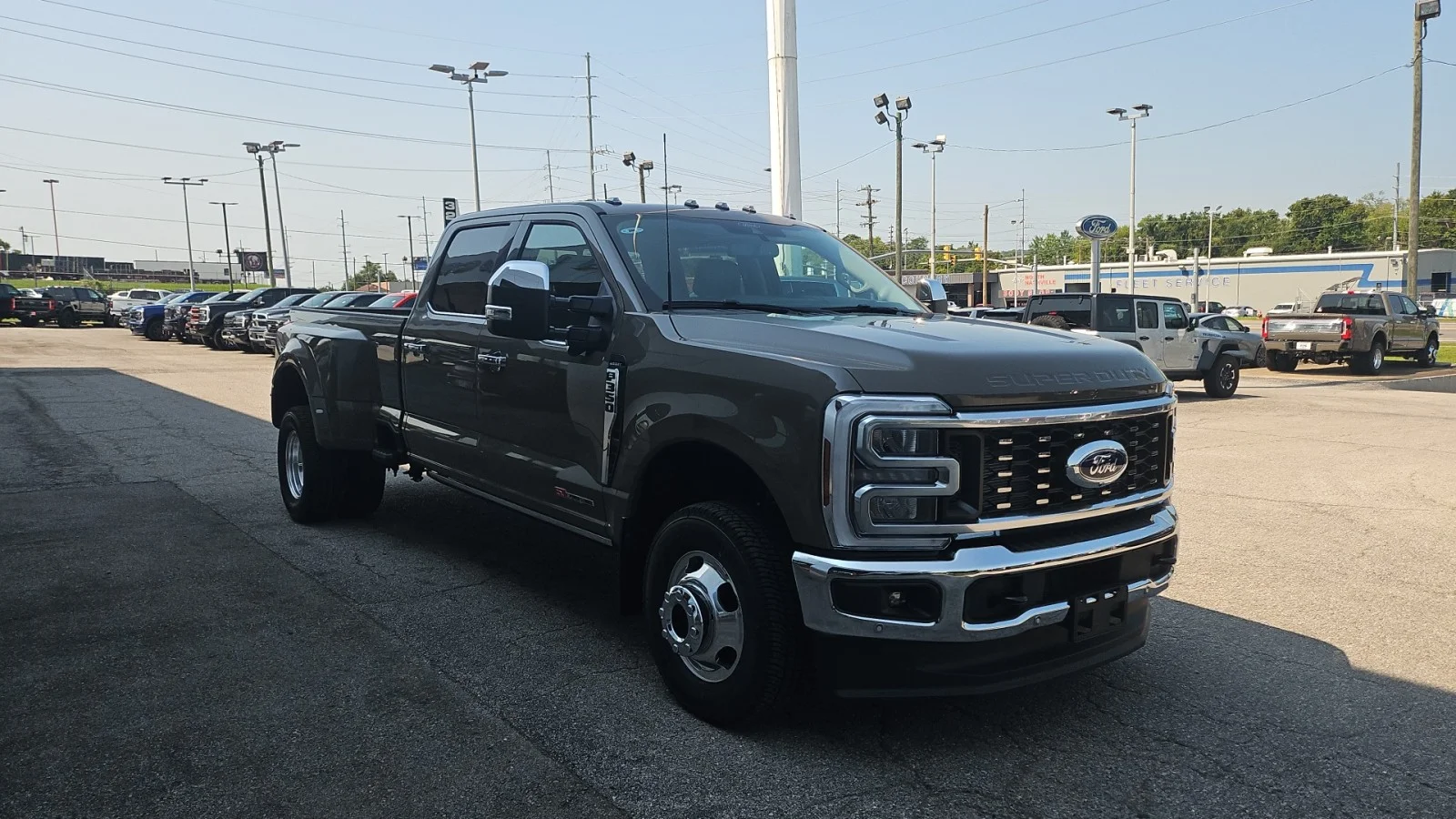 New 2026 Marsh Gray Ford Lariat 4WD image 6