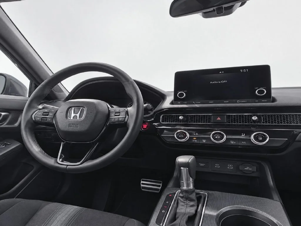 Used 2025 White Honda Sport image 22