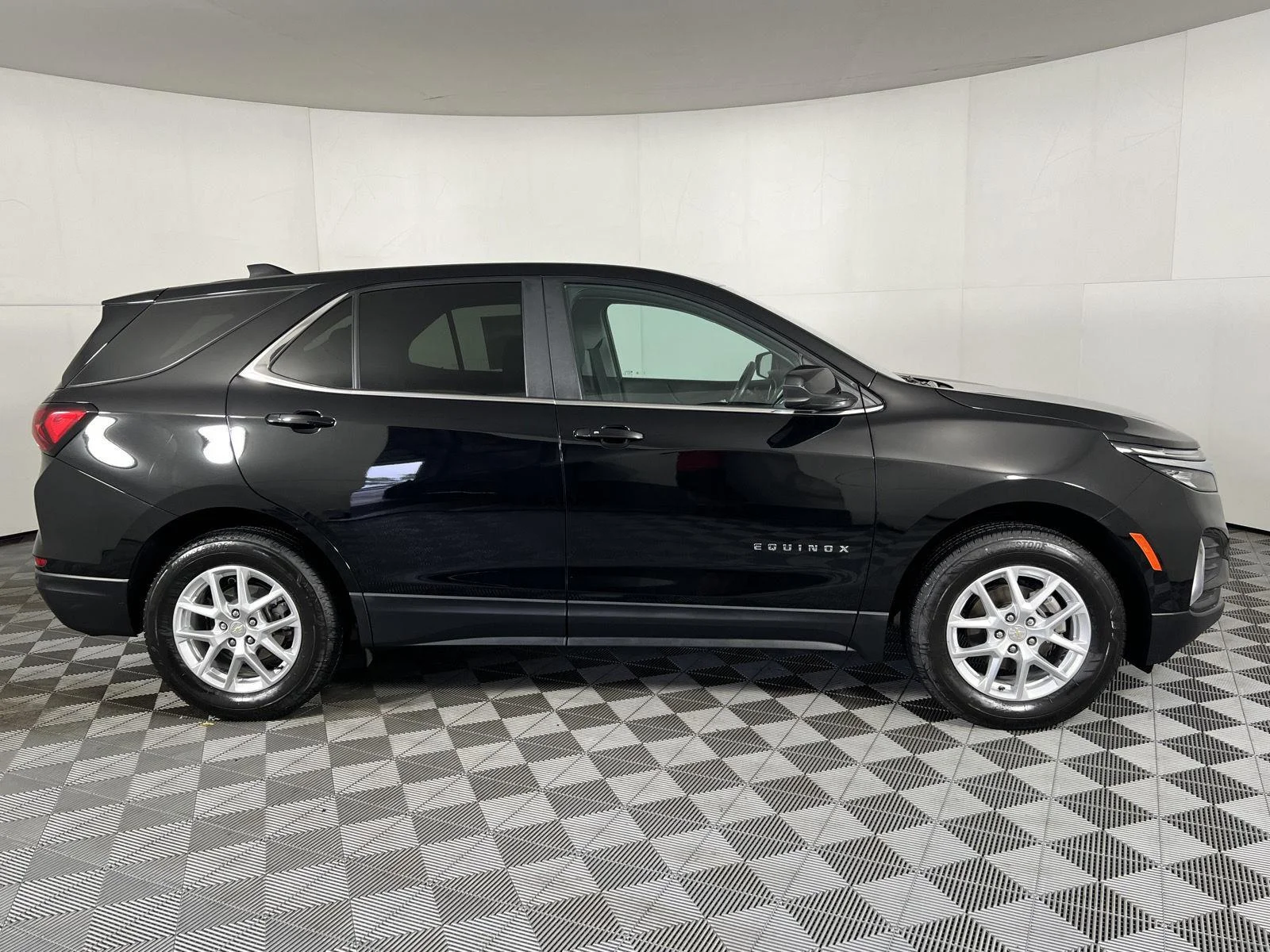 Used 2024 Mosaic Black Metallic Chevrolet LT image 26