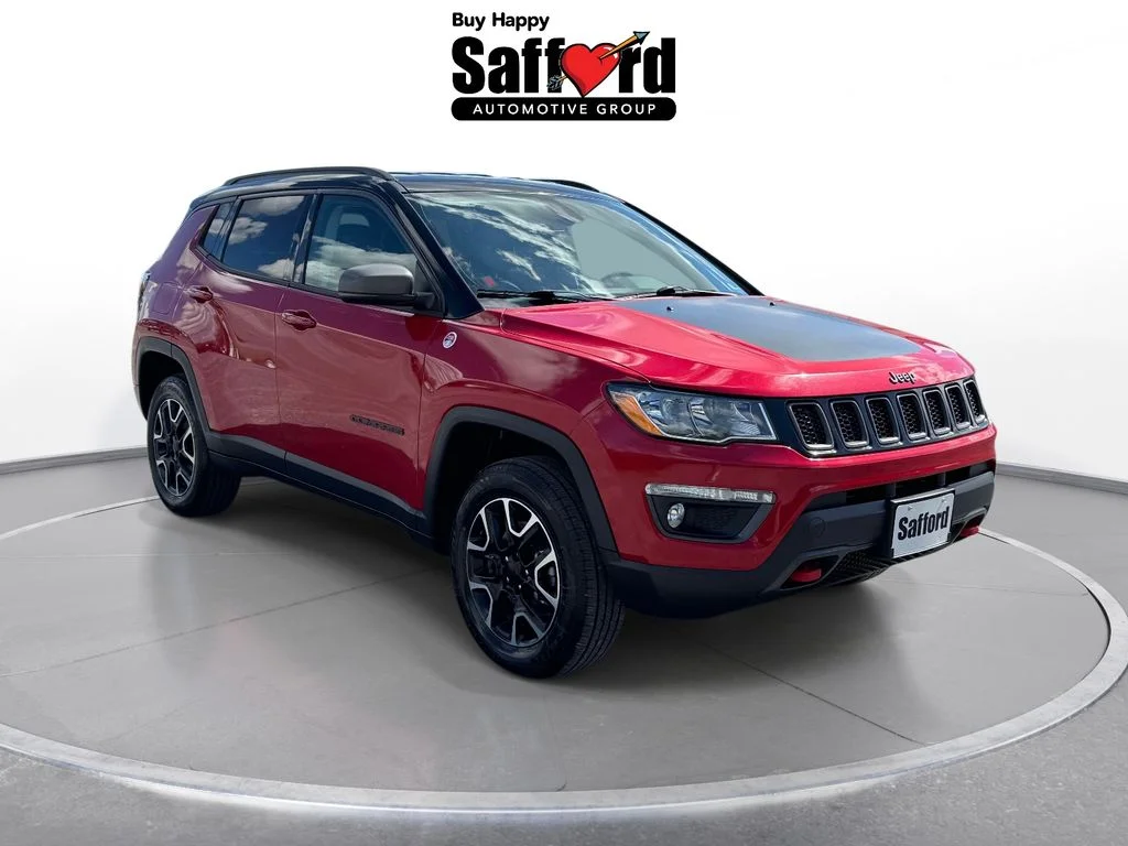 Used 2019 Red Jeep Trailhawk image 9