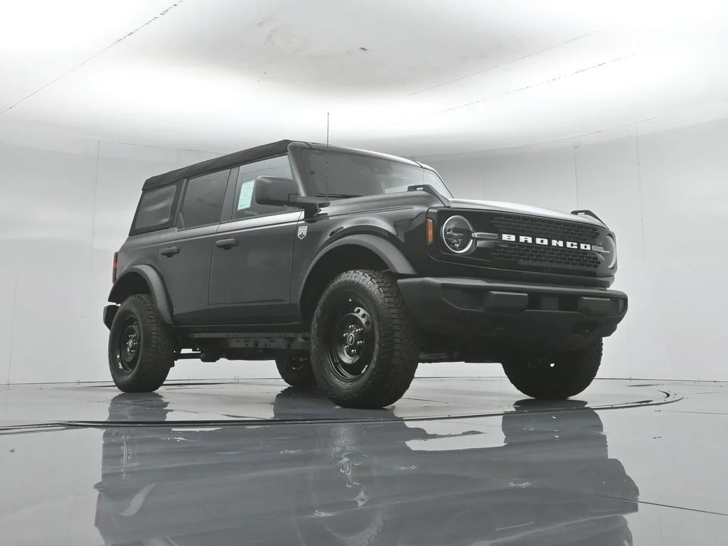 New 2026 Shadow Black Ford Big Bend image 44