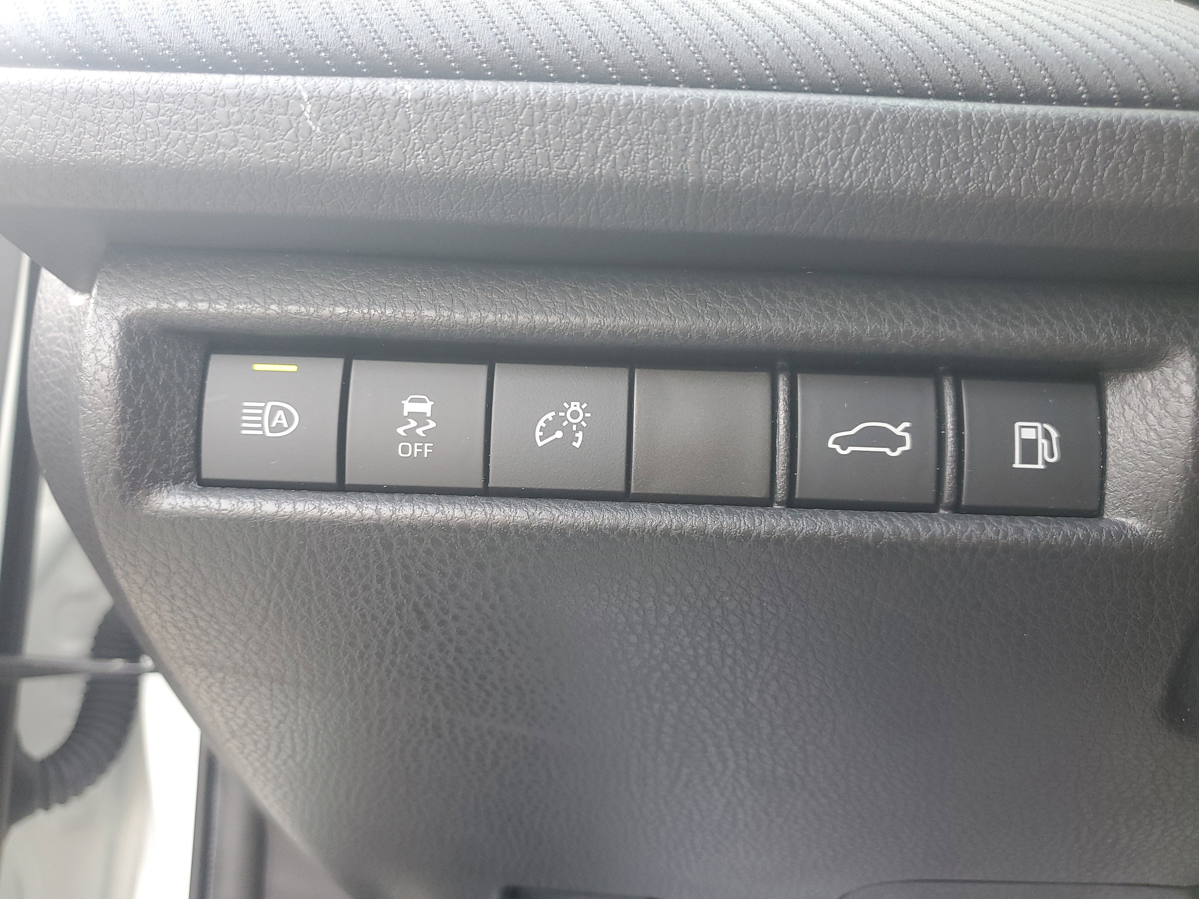 Used 2025 Ice Cap Toyota SE image 25