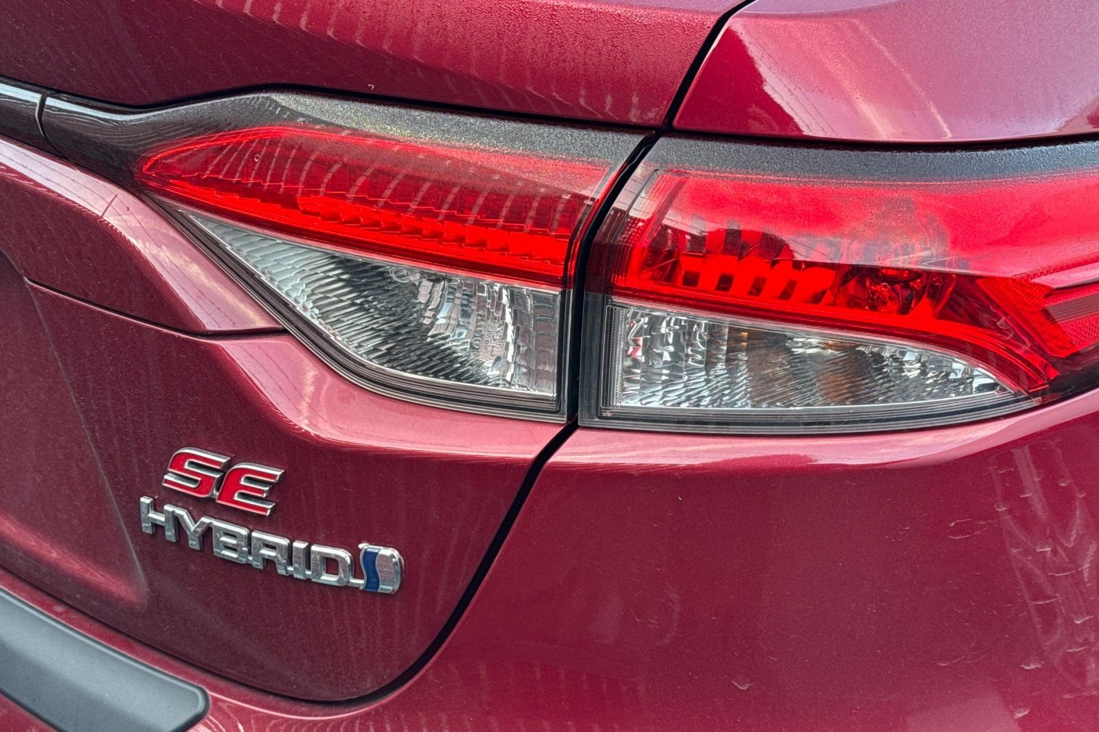 2024 Toyota Corolla Hybrid SE photo 6