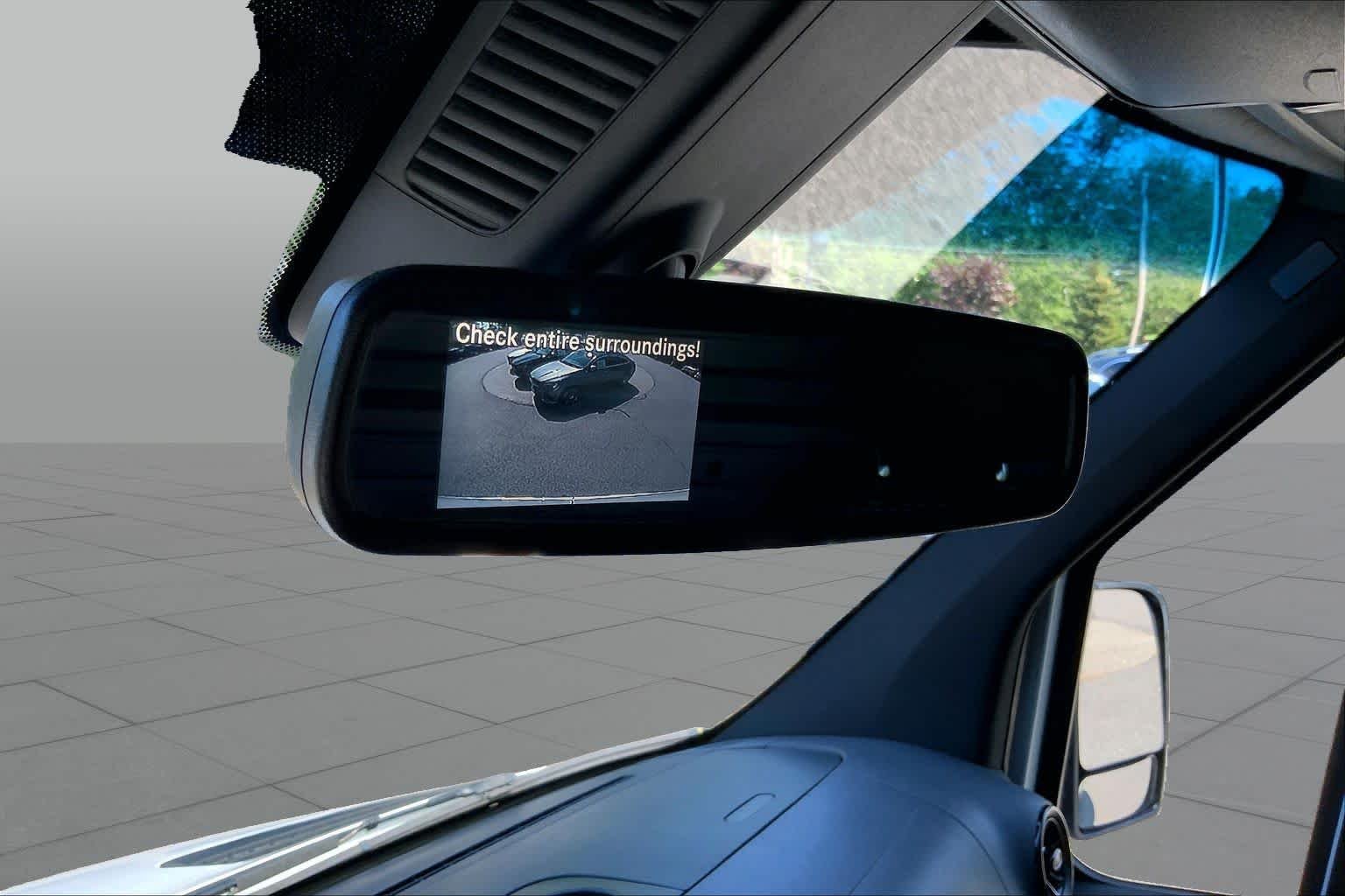 Used 2022 Arctic White Mercedes-Benz  image 30