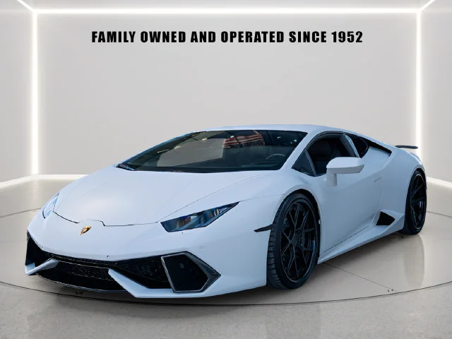 Used 2016  Lamborghini  image 7