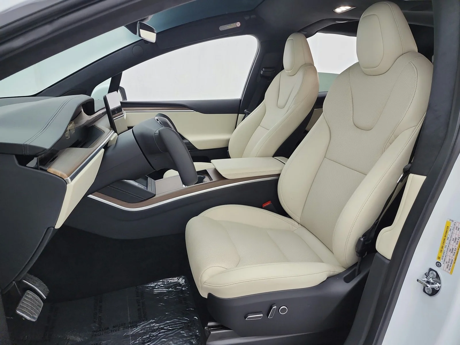 Used 2023 Pearl White Multi-Coat Tesla AWD image 13