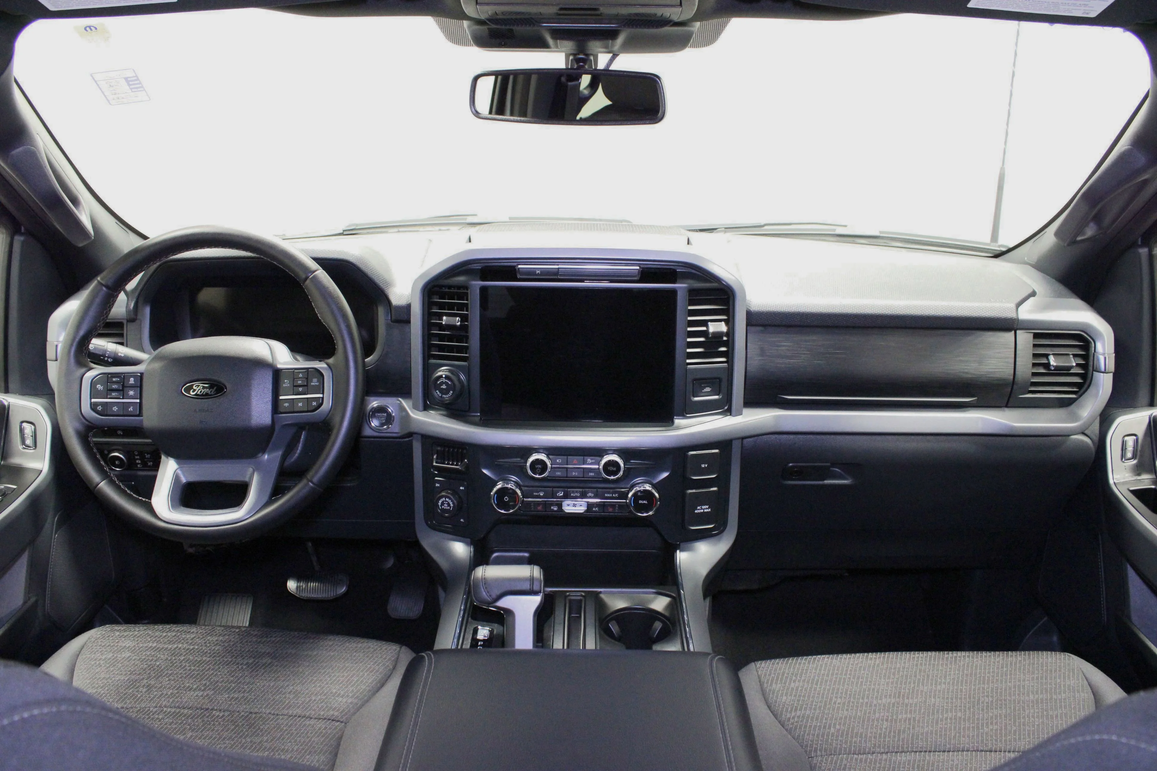 Used 2025 Silver Metallic Ford XLT image 22