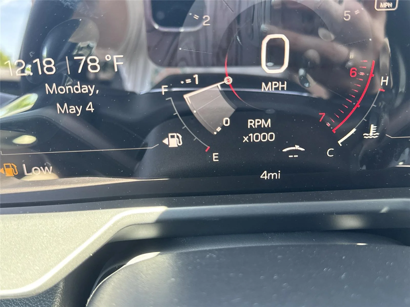 New 2026 Summit White GMC Elevation image 11