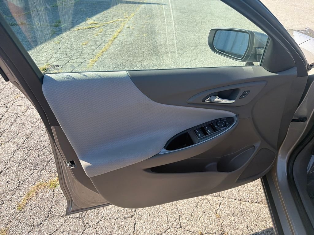 Used 2025 Gray Chevrolet LT image 12