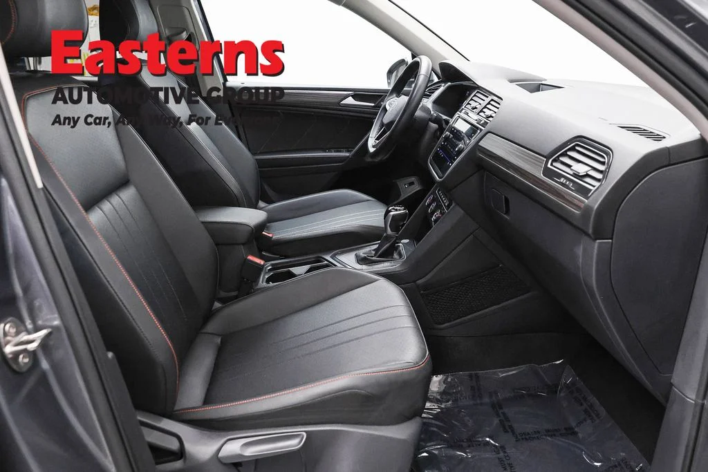 Used 2024 Gray Volkswagen 2.0T Wolfsburg Edition image 22