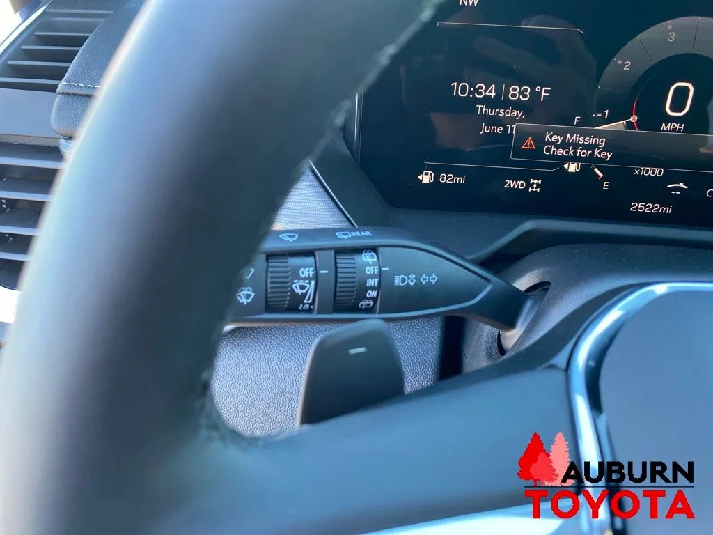 Used 2026 Summit White GMC Elevation image 44