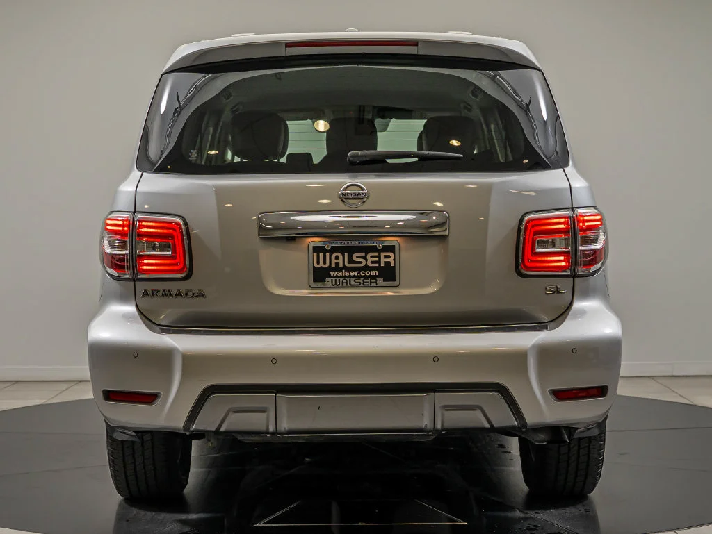 Used 2020 Brilliant Silver Metallic Nissan SL image 7