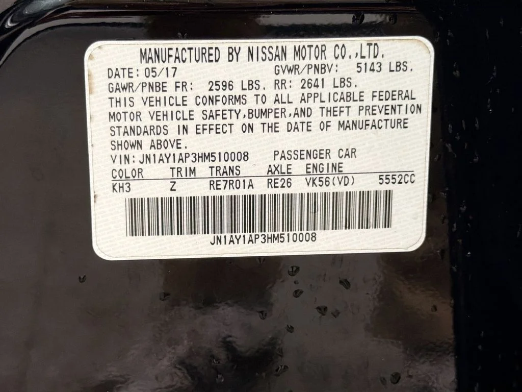 Used 2017 Black Obsidian INFINITI 5.6 image 35