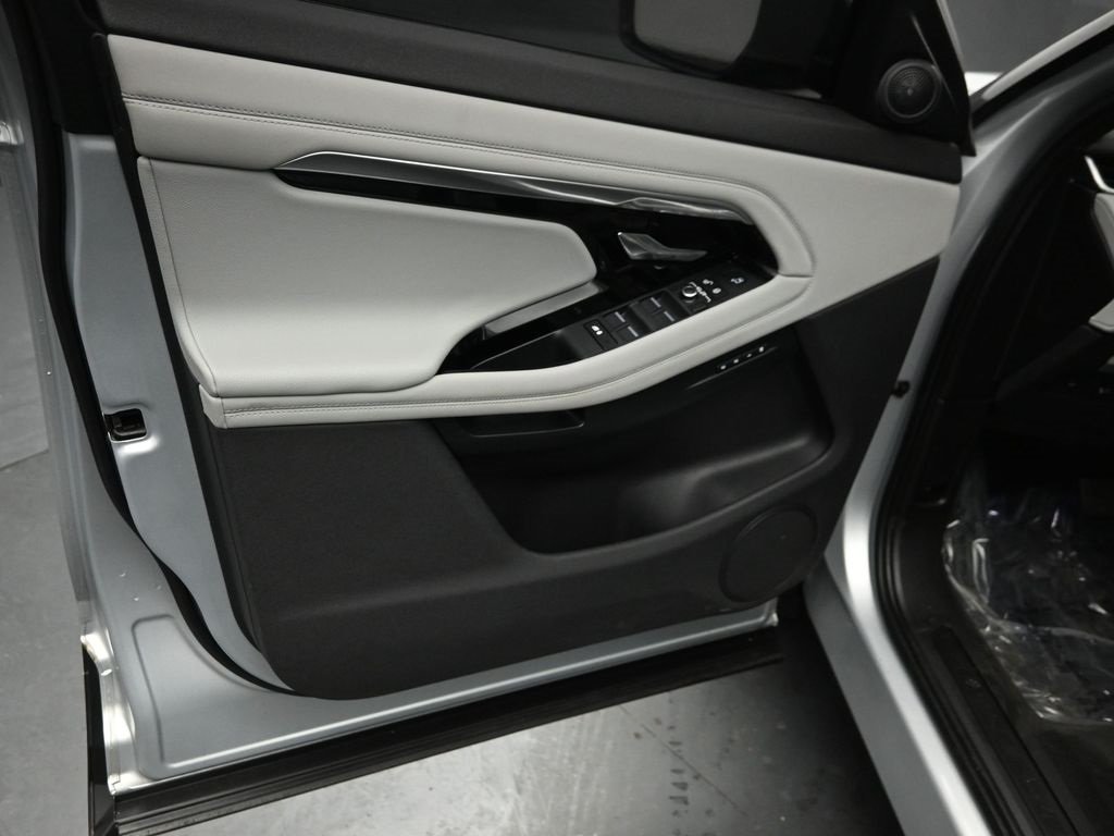 2020 LAND ROVER RANGE ROVER EVOQUE - Image 20