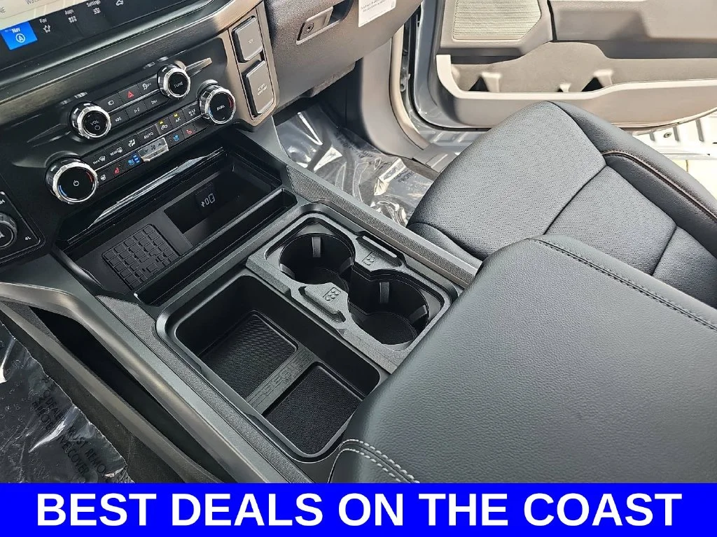 New 2026 Glacier Gray Metallic Tri-Coat Ford F-250® Lariat® image 24