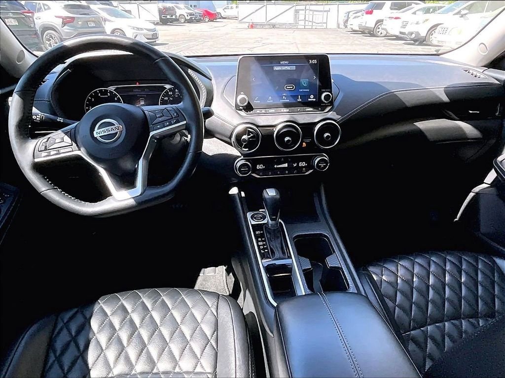 Used 2023 White Nissan SV image 20