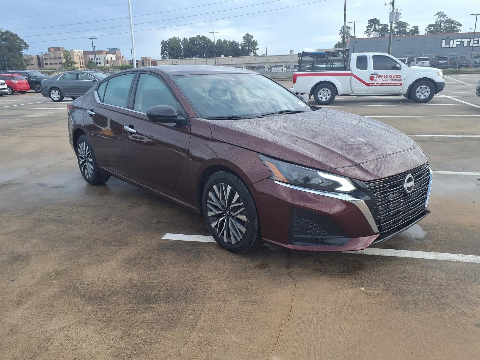 2025 Nissan Altima photo 3 of 25
