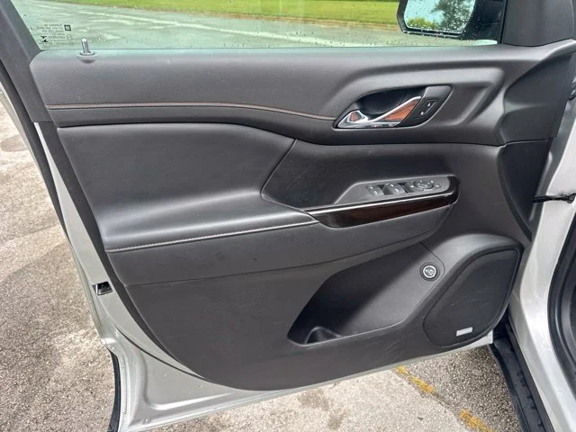 Used 2020 Silver GMC AT4 image 16