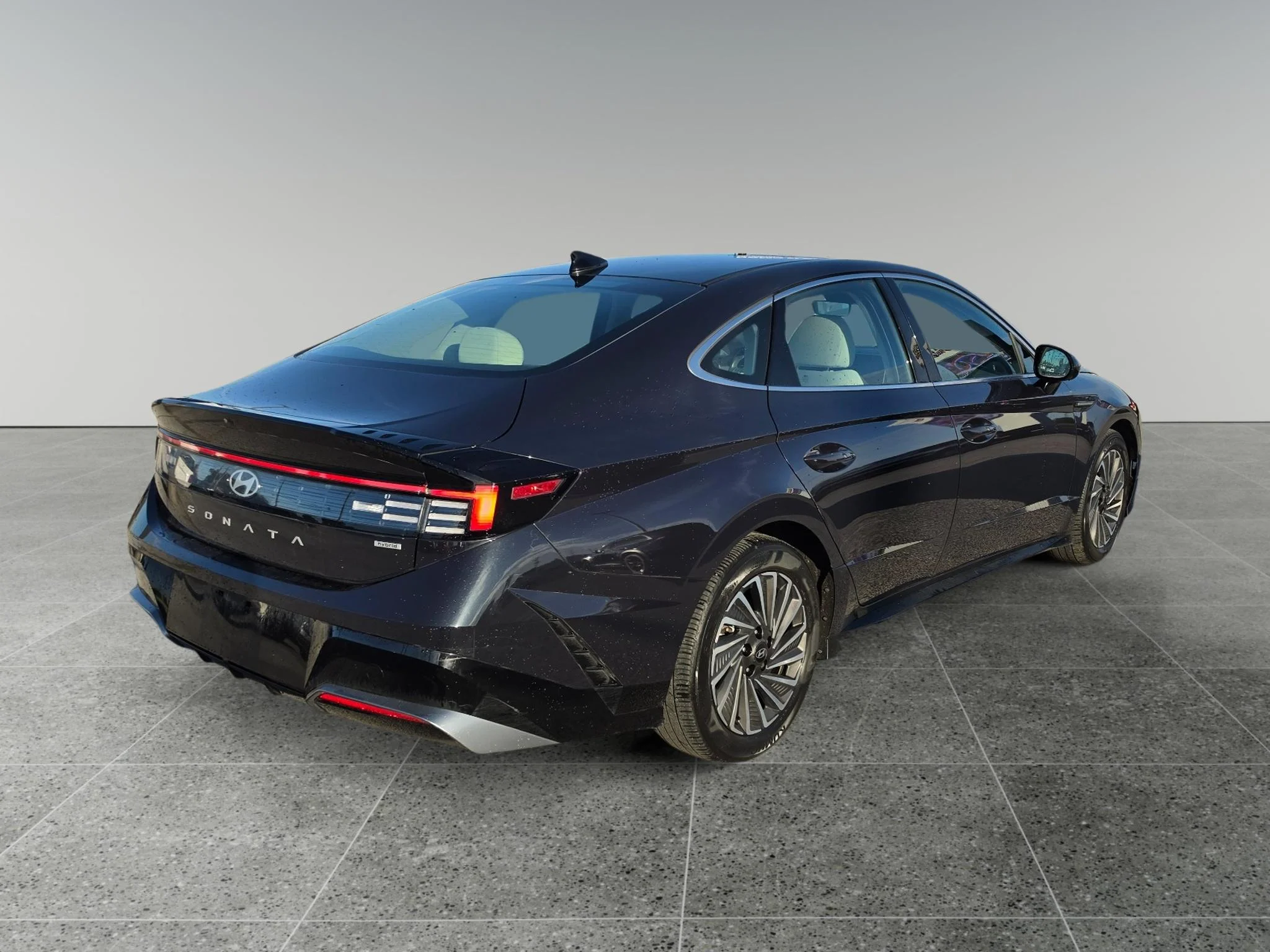 Used 2024 Carbon Blue Hyundai SEL image 6