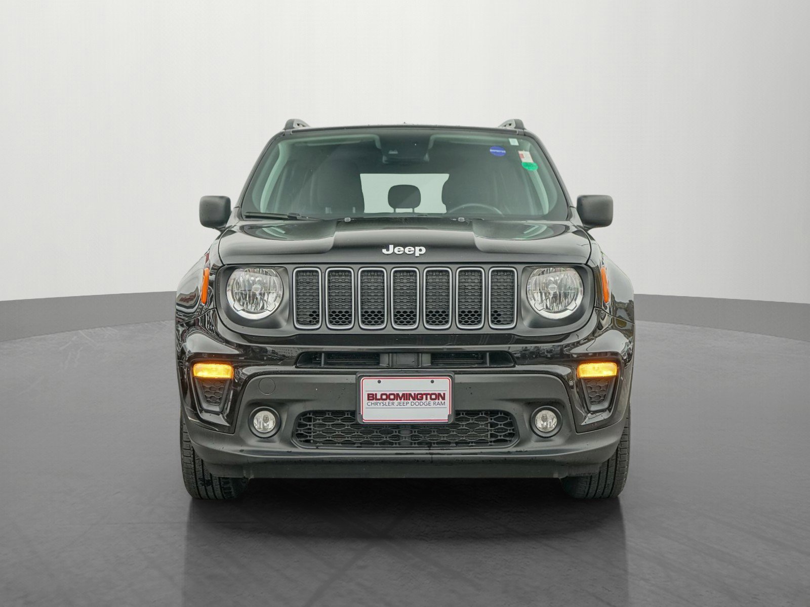 Used 2022 Jeep Renegade Latitude with VIN ZACNJDB12NPN64232 for sale in Minneapolis, Minnesota