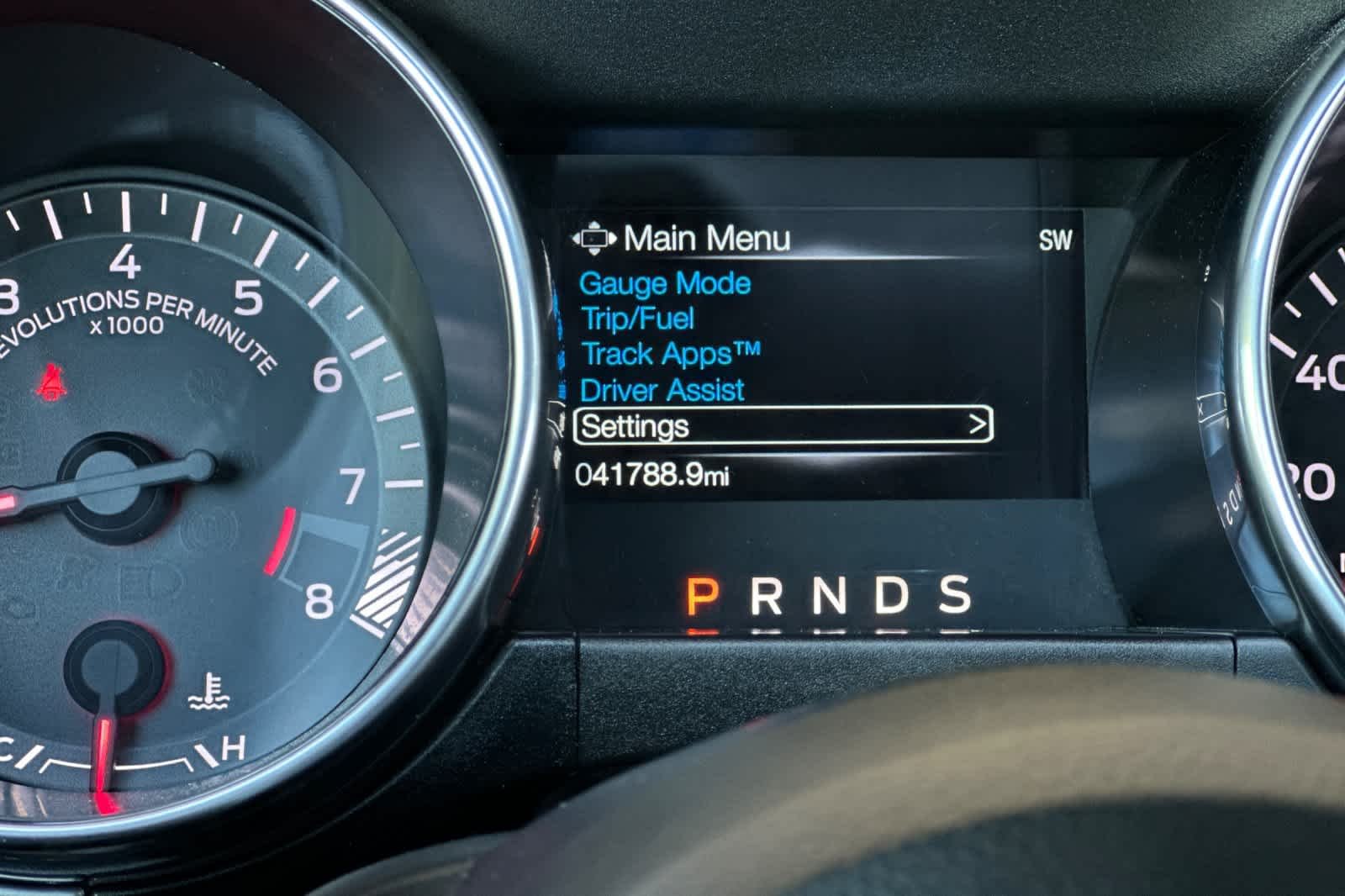 Used 2022 Oxford White Ford GT image 25