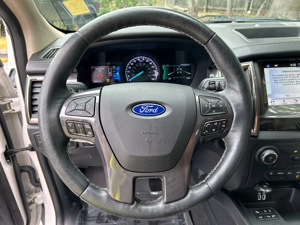 Used 2019 White Ford Lariat image 17