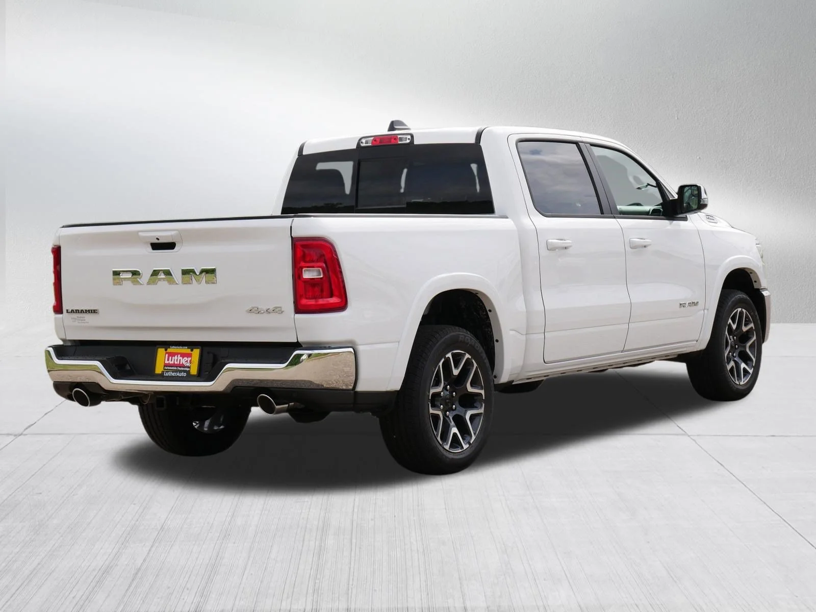 New 2026 Bright White Clear-Coat Exterior Paint RAM Laramie image 2